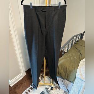 Jos A Bank Mens Dress Pants / 34 REG / NWT